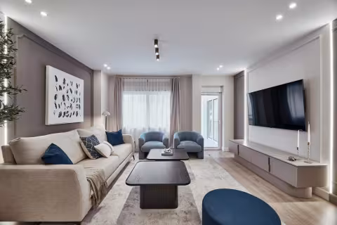 Elegancia contemporánea con terraza y vistas abiertas en el corazón de Madrid 2172VIV