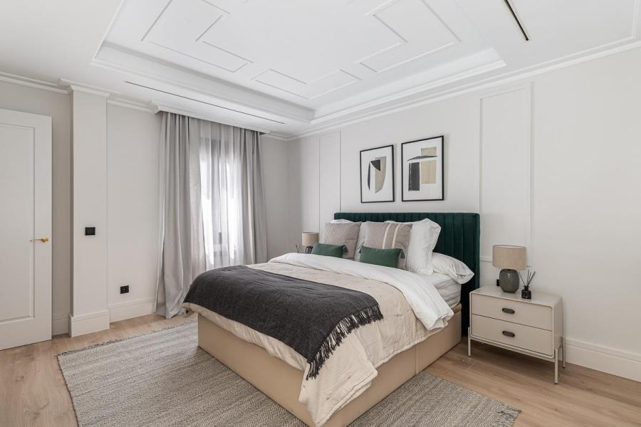 Piso reformado en venta en Génova, Almagro – 165 m² con 2 habitaciones” 1942/VIV