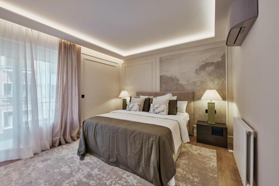 Piso exterior reformado con balcón en General Díaz Porlier en Lista, Salamanca 2168/VIV