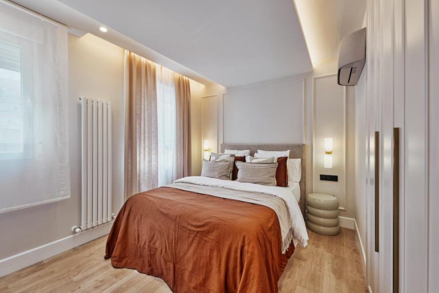 Piso exterior reformado con balcón en General Díaz Porlier en Lista, Salamanca 2168/VIV