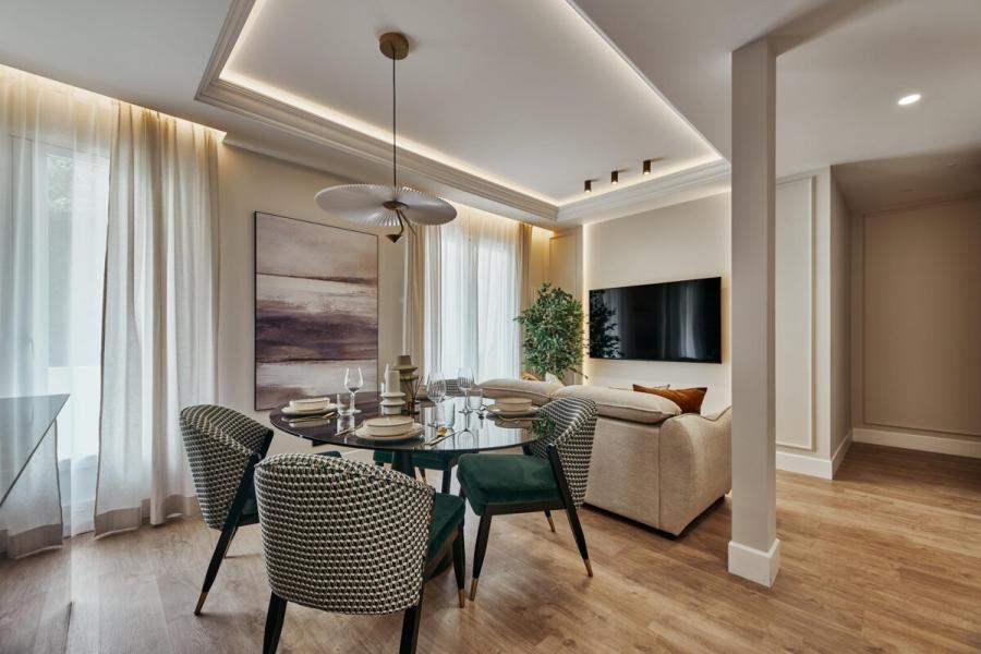Vivienda reformada de 3 dormitorios en calle Velázquez, Barrio de Salamanca – 2447