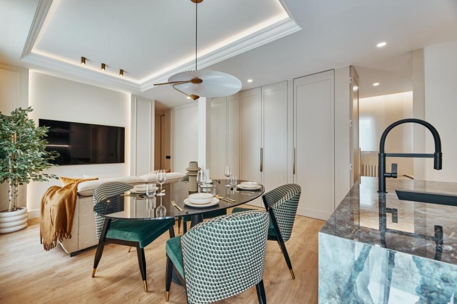 Vivienda reformada de 3 dormitorios en calle Velázquez, Barrio de Salamanca – 2447