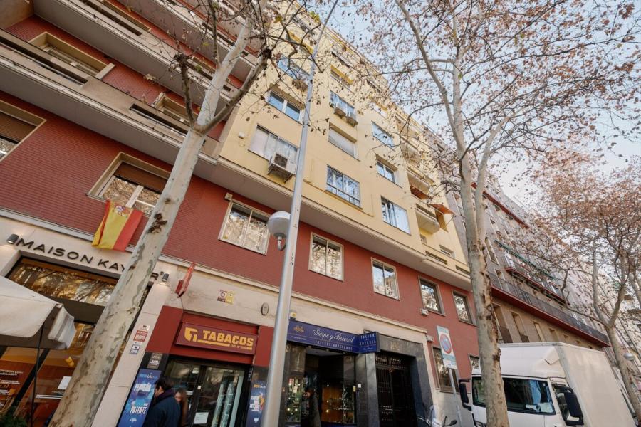 Vivienda reformada de 3 dormitorios en calle Velázquez, Barrio de Salamanca – 2447