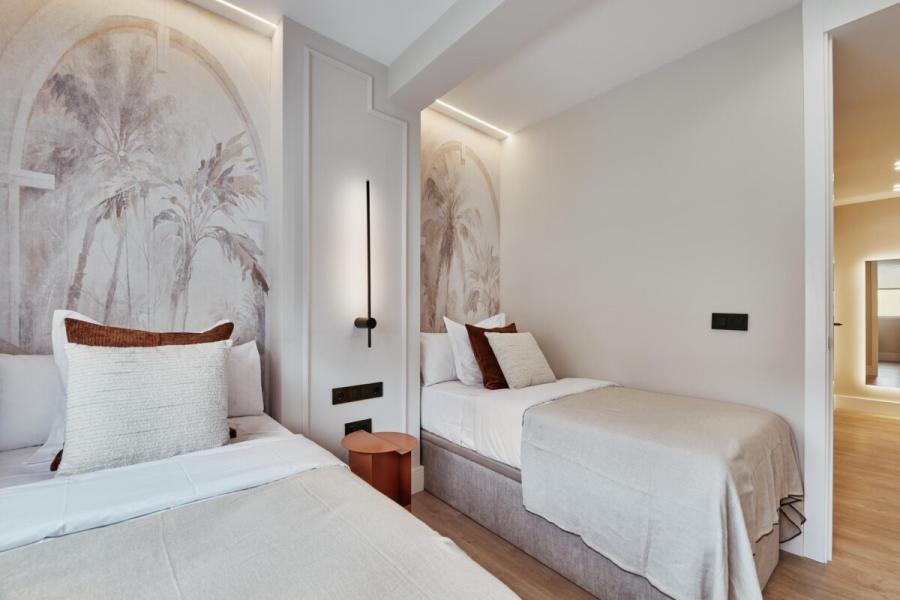 Vivienda reformada con terraza y garaje en Alcántara 11, Goya – Barrio de Salamanca – 2453