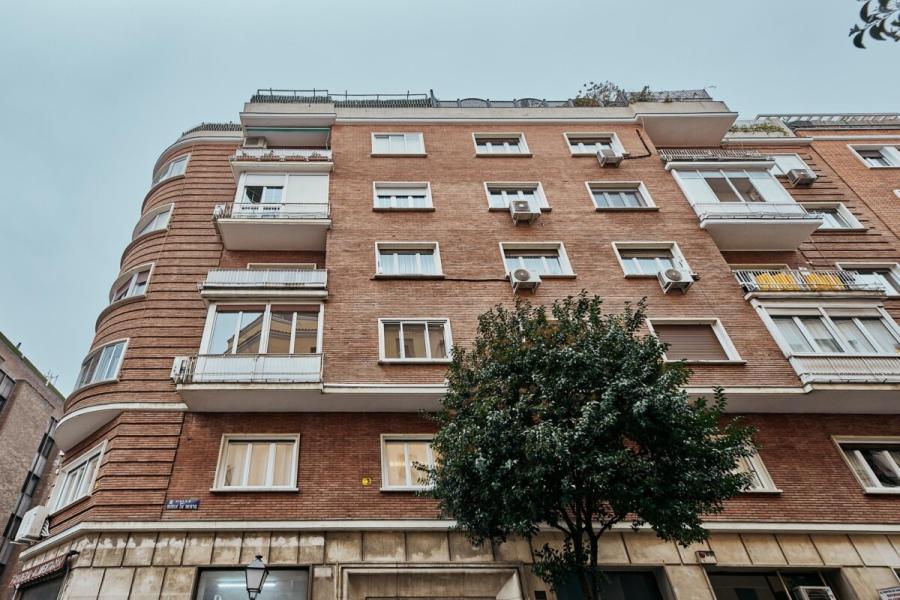 Vivienda exterior reformada de 145 m² en Duque de Sesto, Barrio de Salamanca – 2456