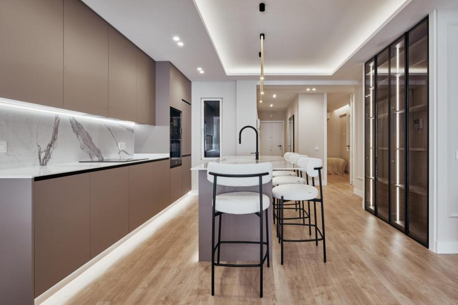 Vivienda reformada de 160 m² en Ayala 110, Lista – 2461