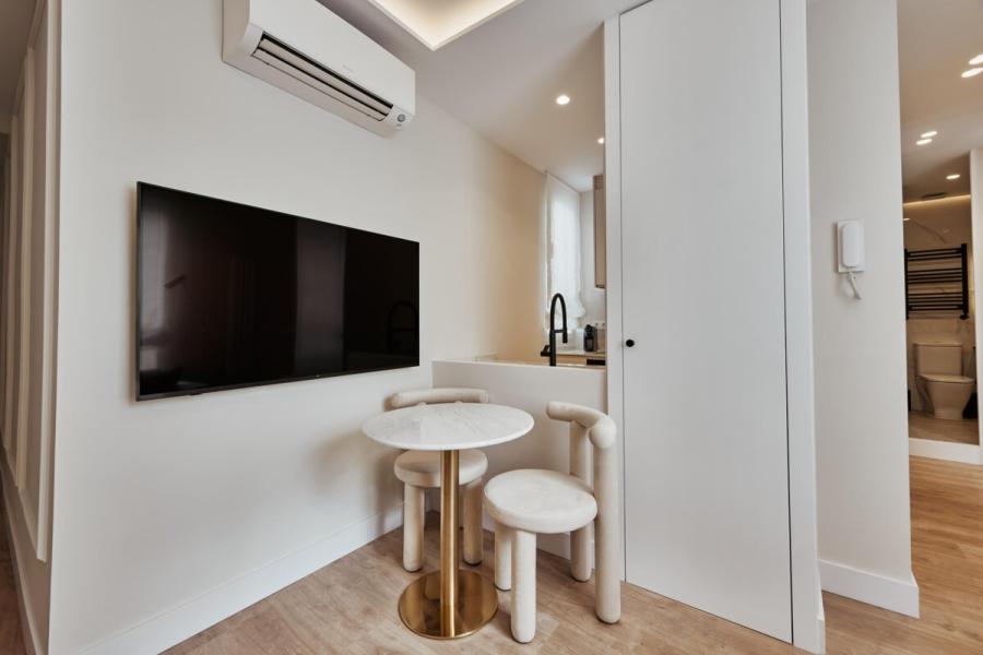 Vivienda reformada de 50 m² en Jorge Juan 96 – 2472