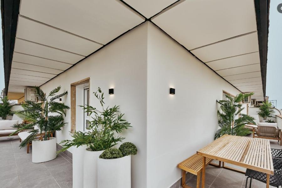 Vivienda exterior con terraza de 55 m² en Maldonado 48 – 2478