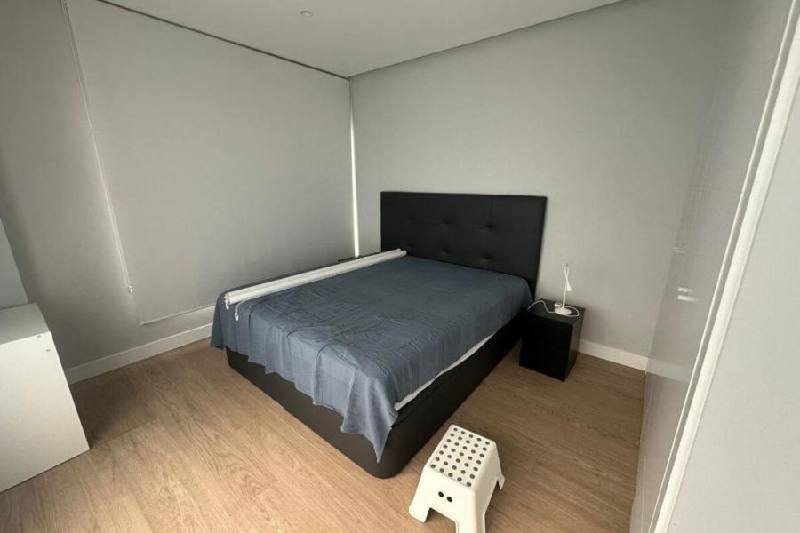 Vivienda reformada de 91 m² en planta baja con acceso independiente junto a Plaza de Castilla – 2489