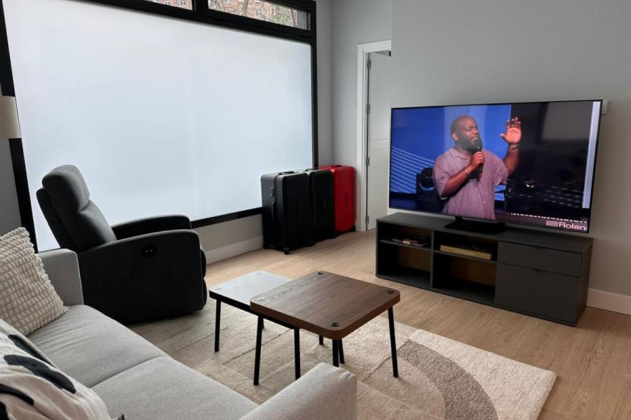 Vivienda reformada de 91 m² en planta baja con acceso independiente junto a Plaza de Castilla – 2489