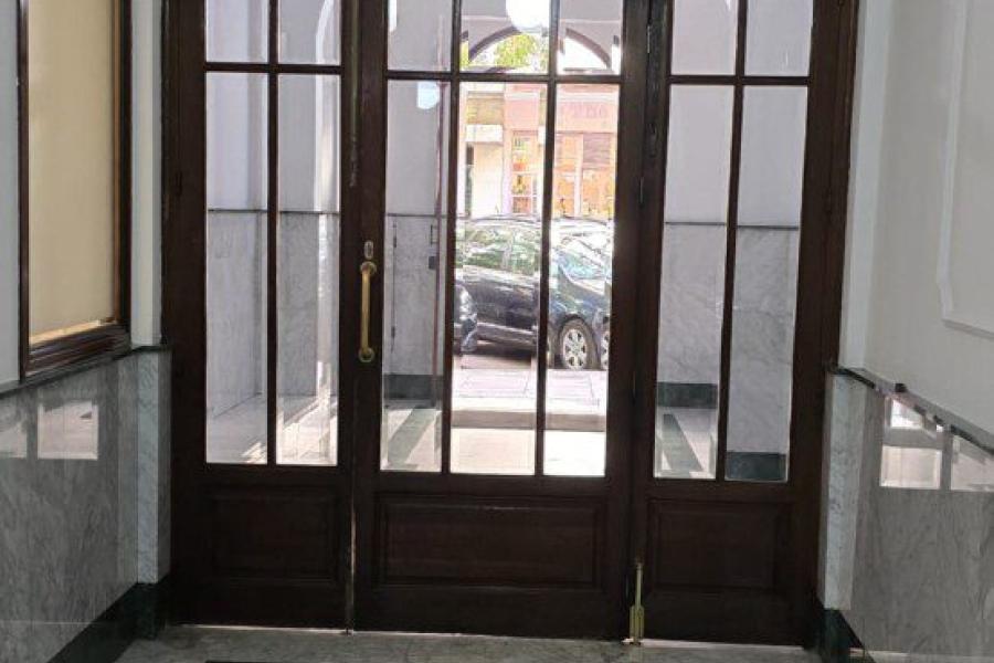 Vivienda reformada en Hermosilla 86 con despacho y vestidor 2311VIV