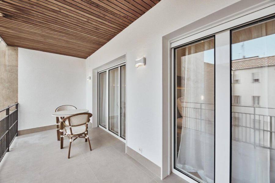 Elegancia contemporánea con terraza y vistas abiertas en el corazón de Madrid 2172VIV