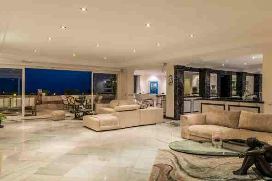 SKY VILLA BANUS 1687VIV