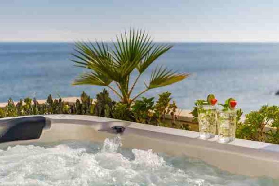 SKY VILLA BANUS 1687VIV