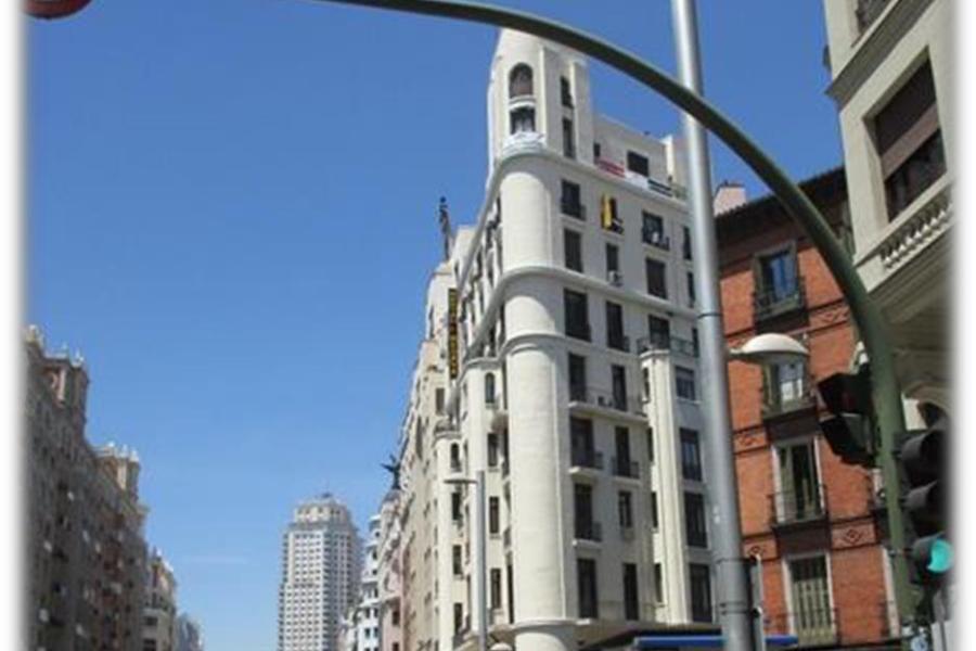 Vivienda Exclusiva en el Corazón de Gran Vía San Bernardo 13 1971
