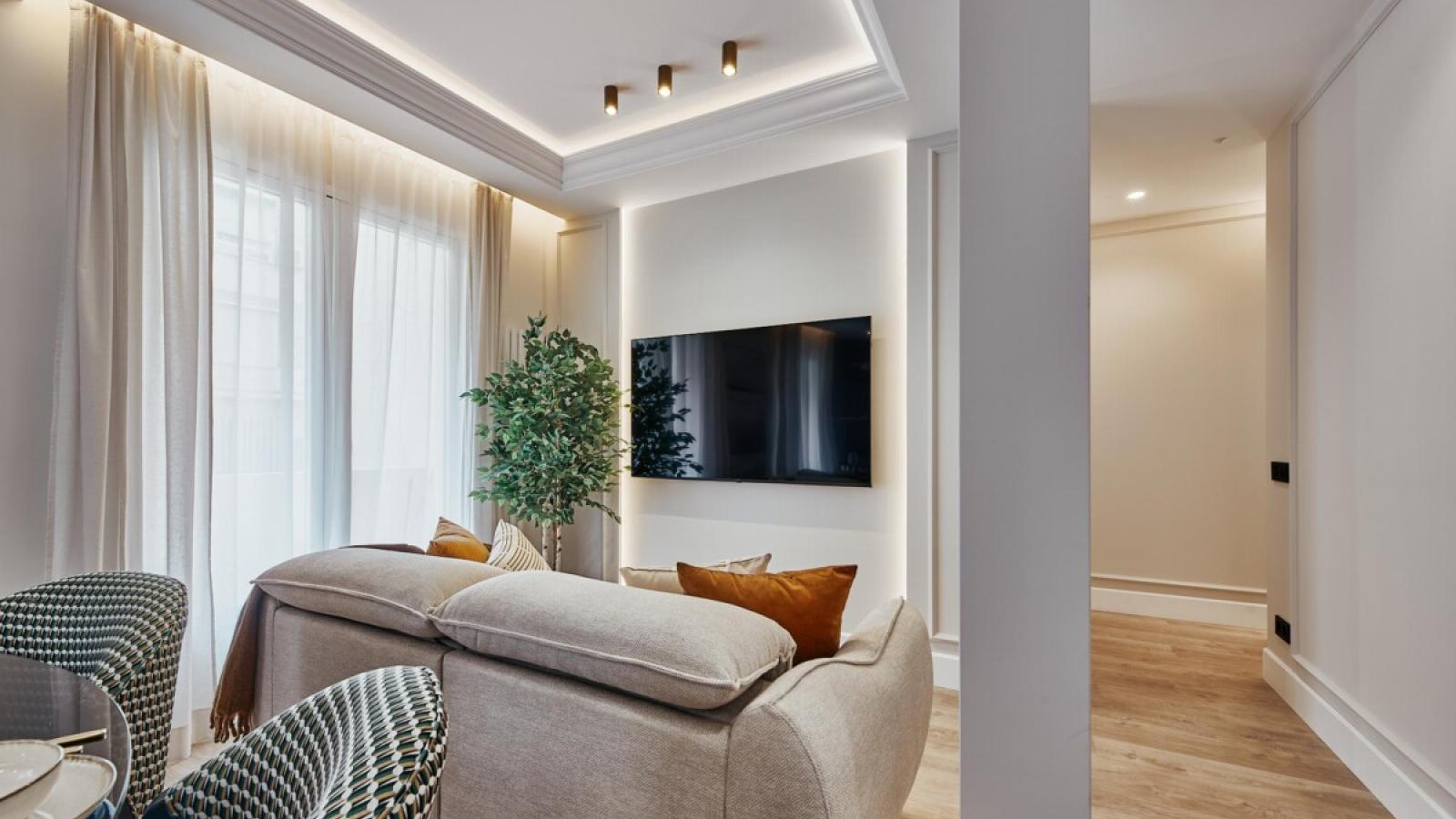 Vivienda reformada de 3 dormitorios en calle Velázquez, Barrio de Salamanca – 2447