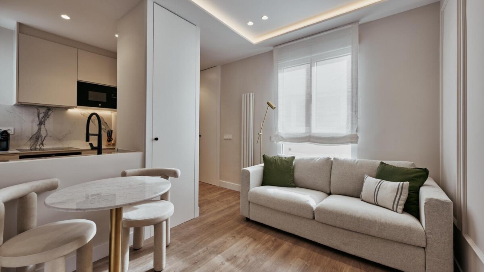 Vivienda reformada de 50 m² en Jorge Juan 96 – 2472