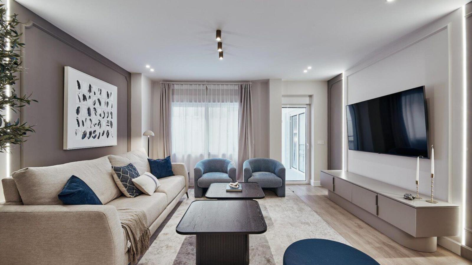 Elegancia contemporánea con terraza y vistas abiertas en el corazón de Madrid 2172VIV