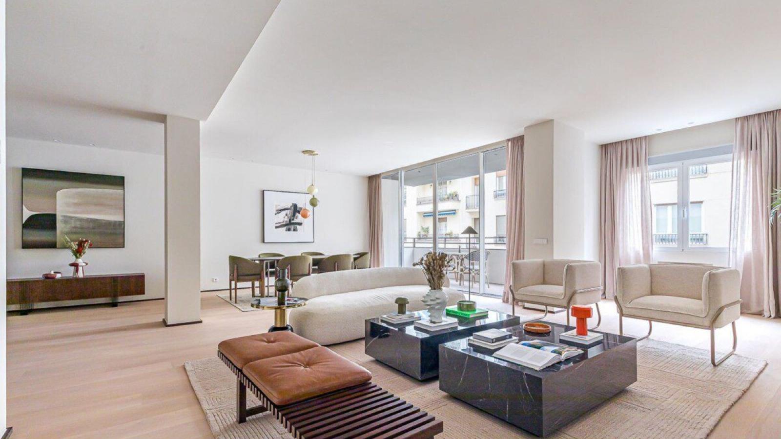 Vivienda exterior de lujo con terraza y parking en Recoletos – 2399
