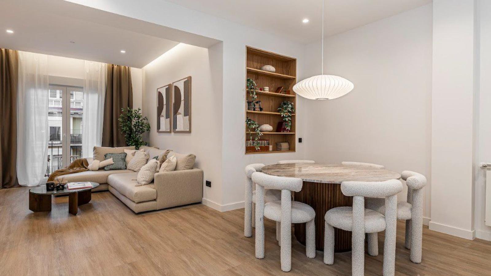 Vivienda luminosa con terraza y vistas al Retiro en Niño Jesús – Retiro, Madrid – 2332